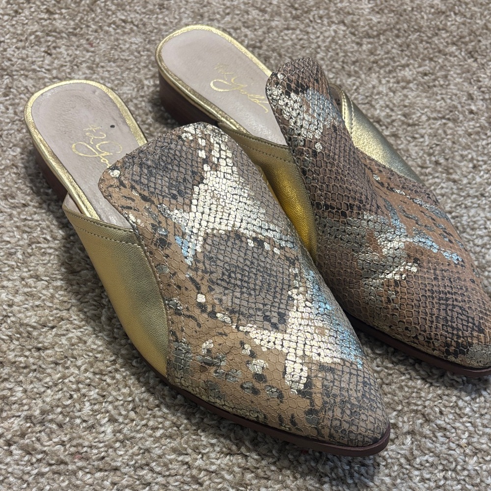 42 GOLD Snake Pattern Mules in Gold and Brown